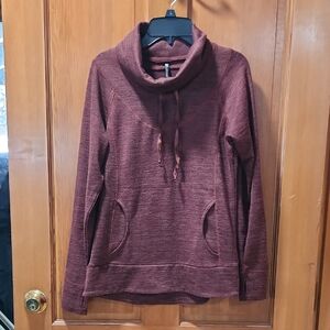 Lea Kuhl Women's Sweater Pullover in Burgundy